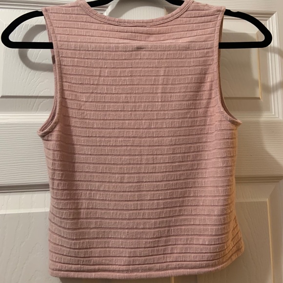 ✨NWT✨ Mauve, ribbed Express top! - Picture 2 of 3